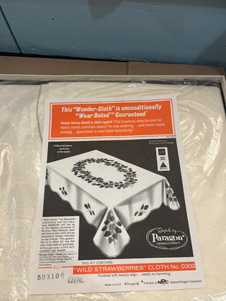 MF 60/70s Wh Box + St Cr St Paragon 59 x 106 T-Cloth