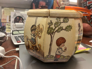 VTG '50s Decoupage Wooden Box Purse (Lennox) Zoo