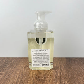 17.8 Fl Oz Magnolia Petals Foaming Soap