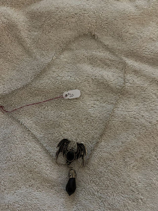 pendent necklace