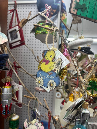 VTG Wood Kitschy Spring/Easter Ornaments
