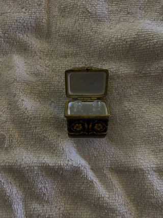 Perfume Box w/2 vials 1.75"x1.5"