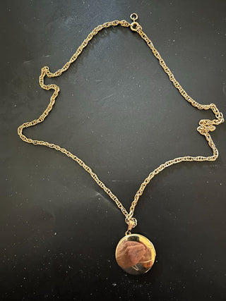 Goldtone Locket, Cameo 1.25"