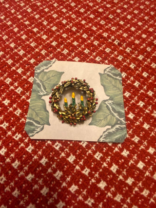 Vtg Torino Christmas Wreath with 3 Candles Brooch-ty