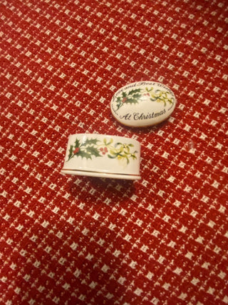 Love and Best Wishes at Christmas Trinket Box-Crown Staffordshire England