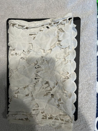 Table Runner Lace Cut-Out