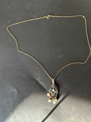 Dangle Pendant Necklace