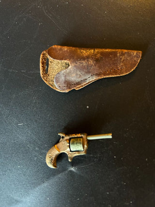 Toy Pistol w/Leather Holster