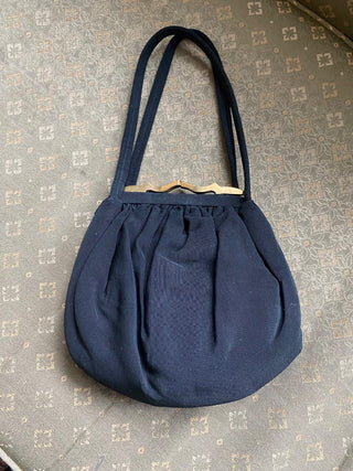 Vtg Black Cloth Purse w\Gold Clasp-ty