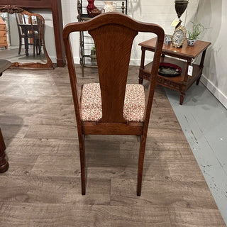 Vintage Oak Dining Table with 6 Chairs 44"Wx44"Dx28"H