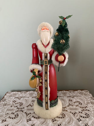 gt-Santa Claus wood statue