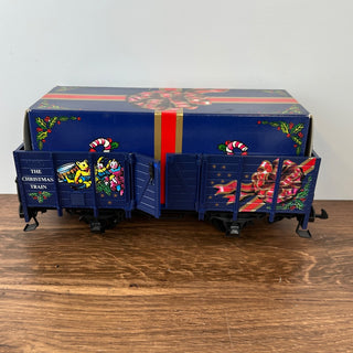 LGB #42210 Blue Gondola Train Car with Gift Box Cargo 16Wx6Dx5H
