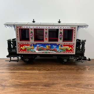 LGB #33077 2003 Passenger Train Car 14Wx6Dx7H