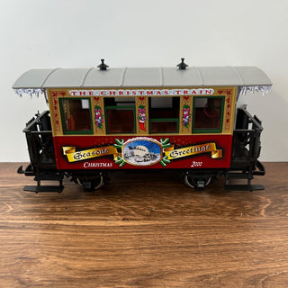 LGB #33074 2001 Passenger Train Car 14Wx6Dx7H