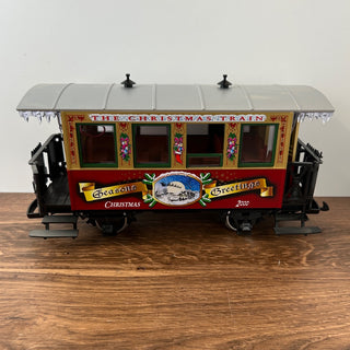 LGB #33074 2001 Passenger Train Car 14Wx6Dx7H