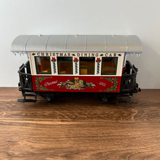 LGB #33130 2002 Christmas Train Dining Car 14Wx6Dx7H