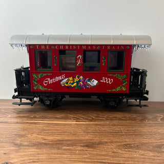 LGB #36075 2000 Passenger Train Car 14Wx6Dx7H