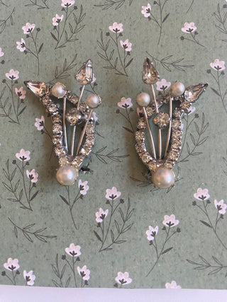 Vtg Rhinestone & Pearl Earrings-clipon-ty
