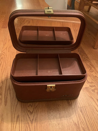 Vtg Lady Baltimore travel case