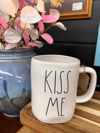 Rae Dunn Kiss Me Mug