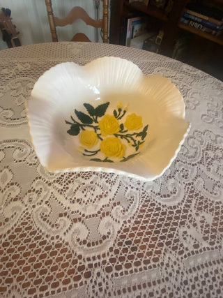 Vtg Footed Ceramic Bowl with Yellow Rose Details and Ruffled Rim