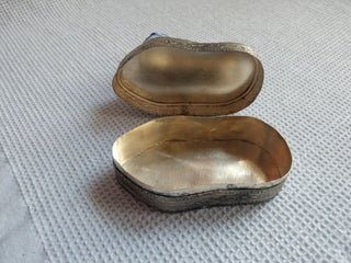 Cat Trinket box 3"x3.5"
