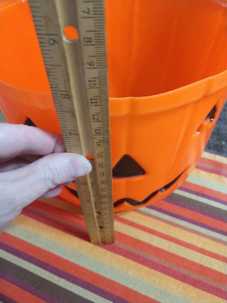 Large Halloween Pumpkin Jack O'Lantern Candy Bucket Pail EUC 1980's