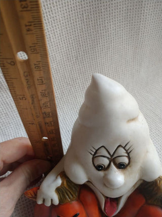 Vintg Halloween 5.5" Anthropomorphic Face Ceramic Ghost with 2 Naughty Pumpkins