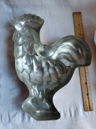 Vntg Copper Tin Lined Hanging Rooster Mold Large