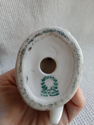 Made in Japan Vntg parakeet statue Repaired tail