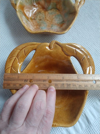 Set of 2 Vntg Calif. USA Pottery Enchanto Pear Shaped Bowl B112