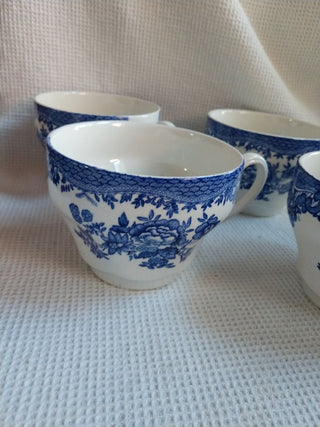 Wedgewood  England Floral BLUE  set of 4 FULL SIZE Tea cups
