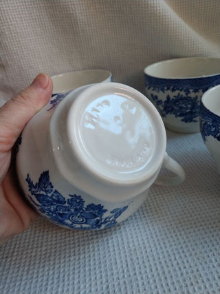 Wedgewood  England Floral BLUE  set of 4 FULL SIZE Tea cups