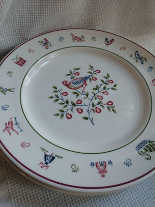 JOHNSON BROTHERS  10 Piece Dish Set Service for 4 ENGLAND