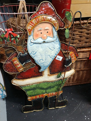 Lrg Metal Santa w/ stand price firm