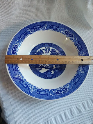 10" Blue Willow Royal Ohio Serving Bowl w flaw