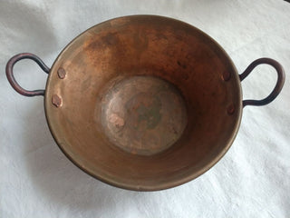 Small Vntg Copper Pot