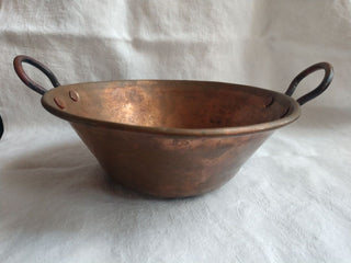 Small Vntg Copper Pot
