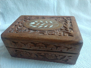 Small Handcarved Wooden Trinket Box Center Inlay 6"x4"
