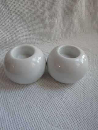 Set of 2  Round ,White, Modern  Tea Lite Holders