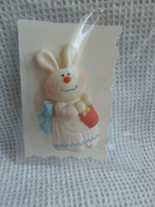 Easter Mommy Bunny Pin Vnt 1970's