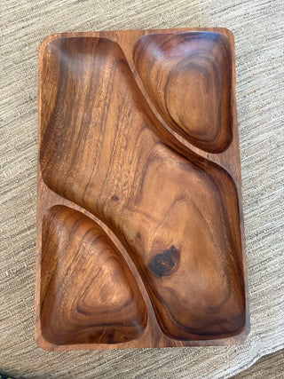 divided teak plate