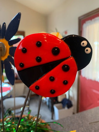fg-Garden Stake-Ladybug