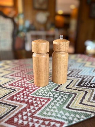Wooden Salt/Pepper Shakers (Light Wood)