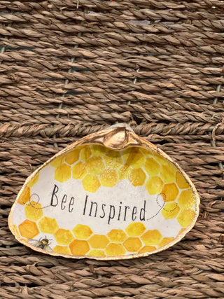 Clam Shell Trinket Dish - Bee Inspired