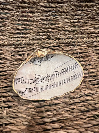 Clam Shell Trinket Dish - Musical Notes