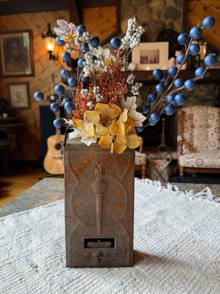 Vintage Mailbox w/Key