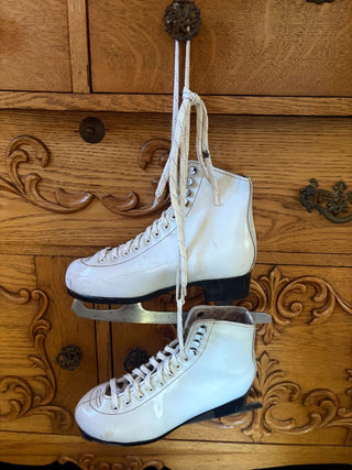 pair girls ice skates