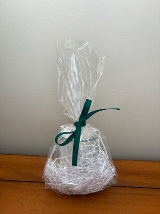 sm white candles in jar