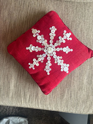 snowflake button pillow